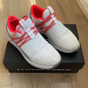 UA Under Armour Women’s sneaker Breathe Lace 8